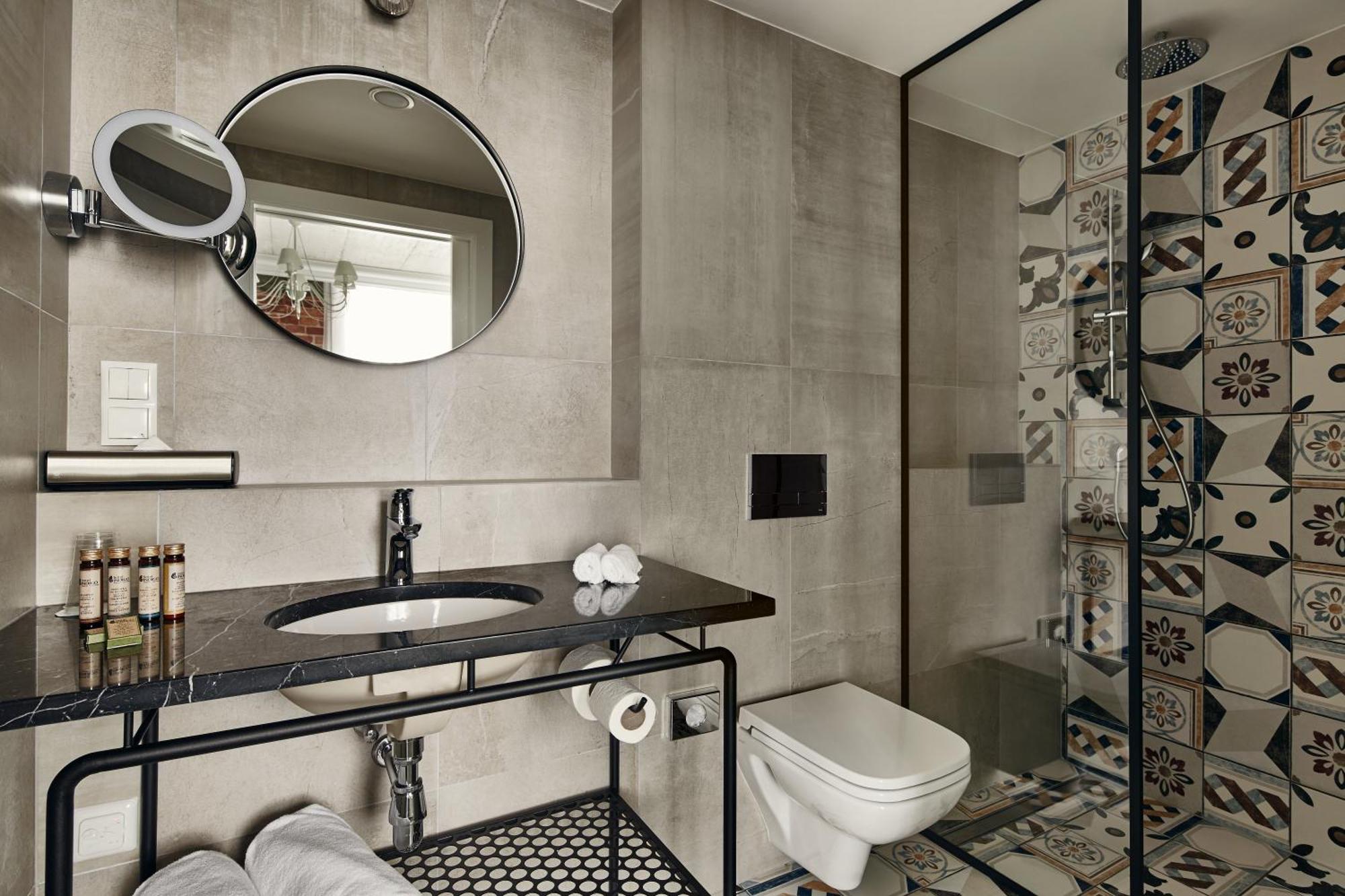 Premium King Room